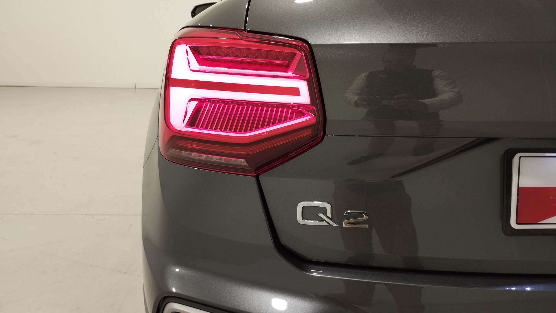 Foto Audi Q2 13