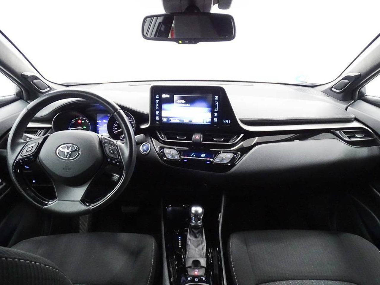 Foto Toyota C-HR 10