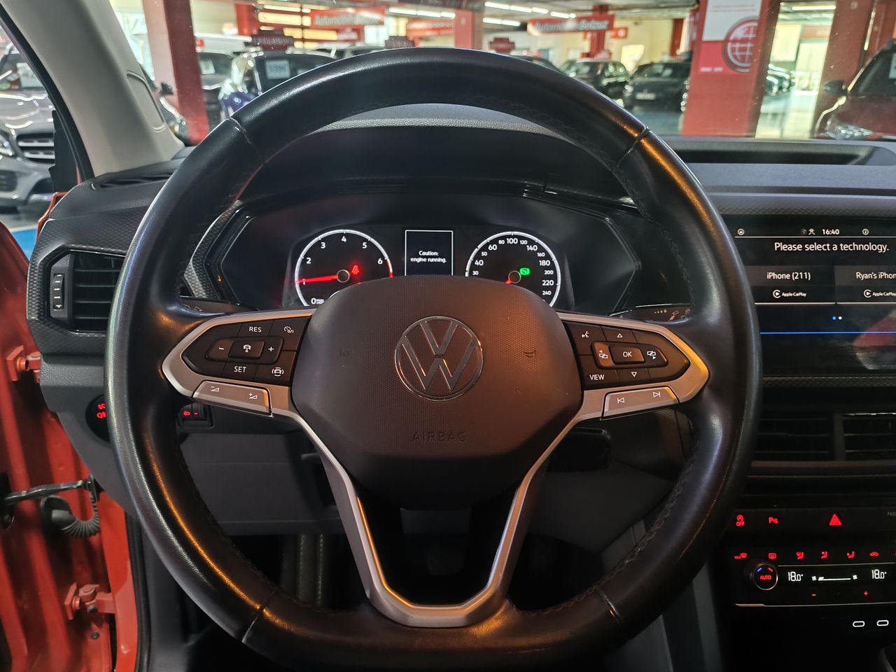 Foto Volkswagen T-Cross 16