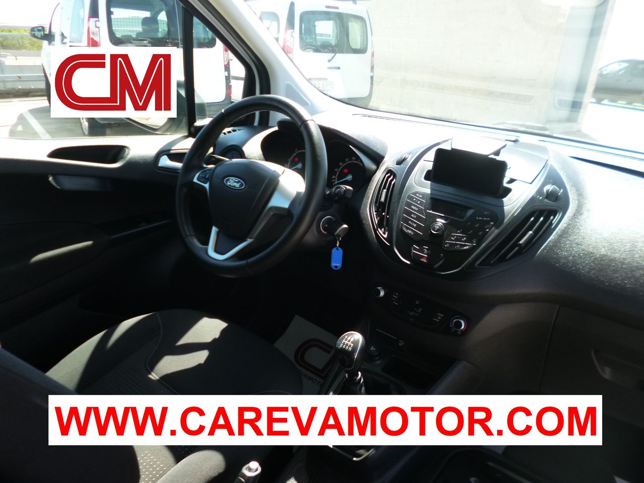 Foto Ford Tourneo Courier 23