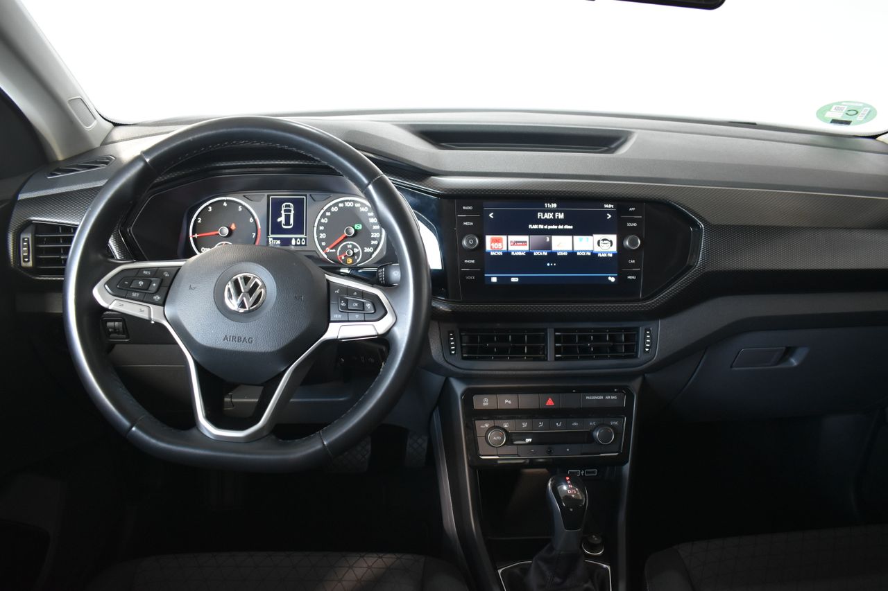 Foto Volkswagen T-Cross 13