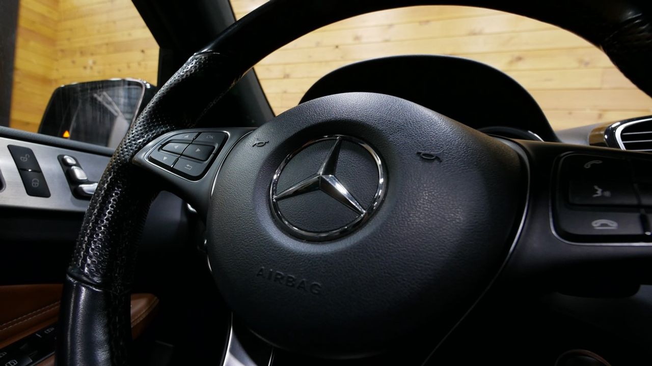 Foto Mercedes-Benz Clase GLE 30