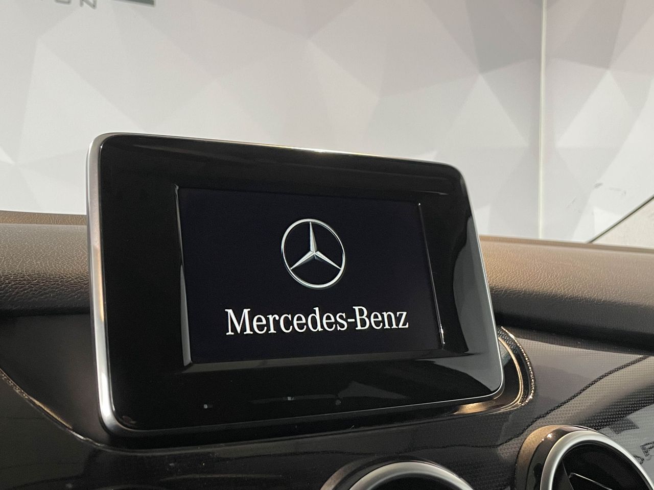 Foto Mercedes-Benz Clase B 25