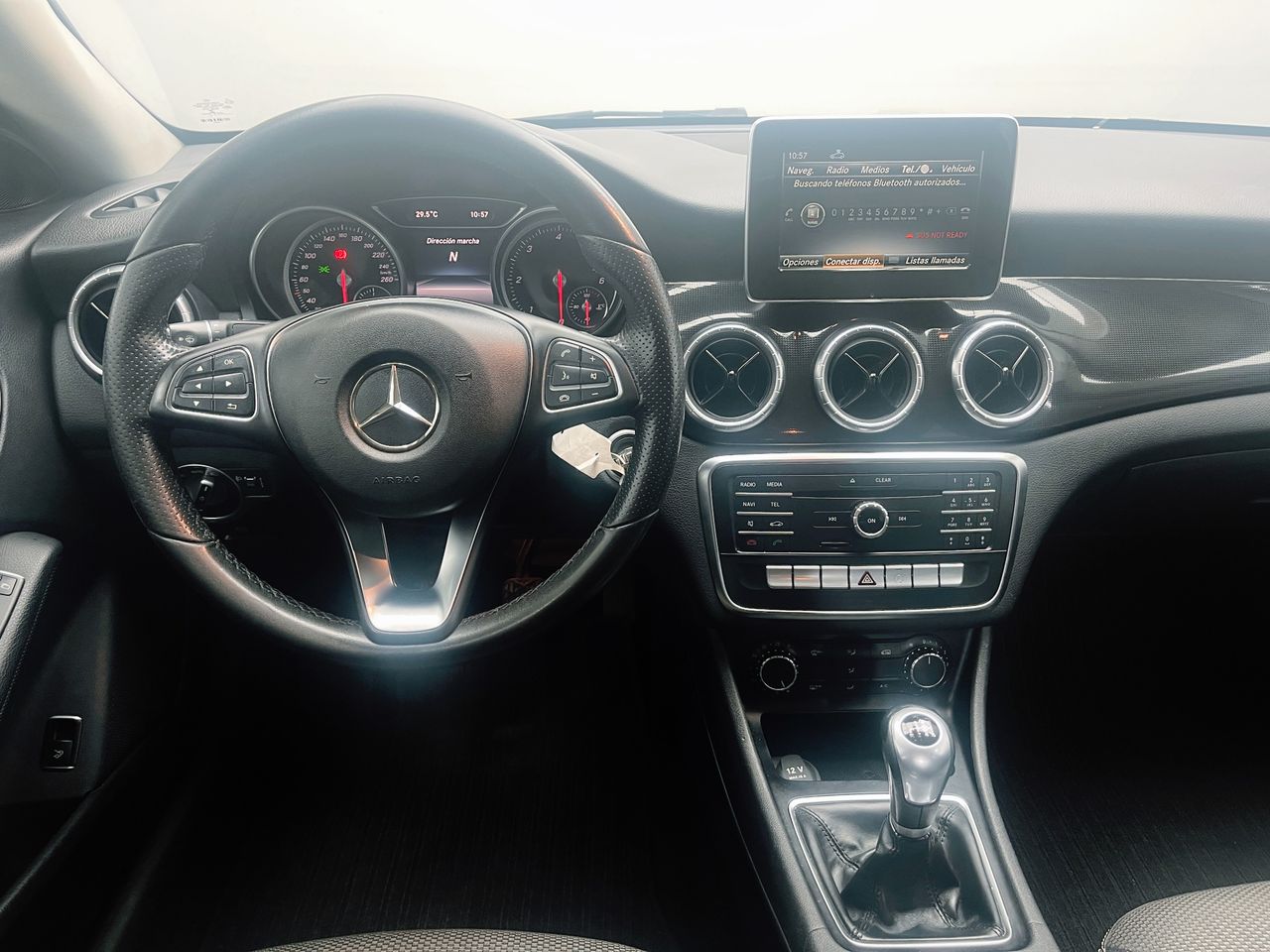 Foto Mercedes-Benz Clase CLA 2