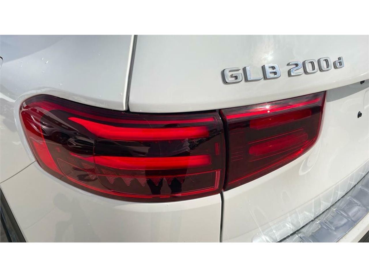 Foto Mercedes-Benz Clase GLB 19