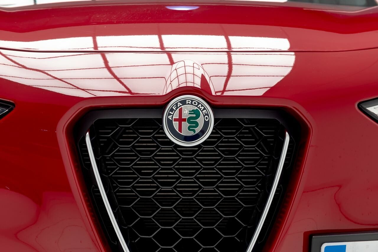 Foto Alfa Romeo Stelvio 36