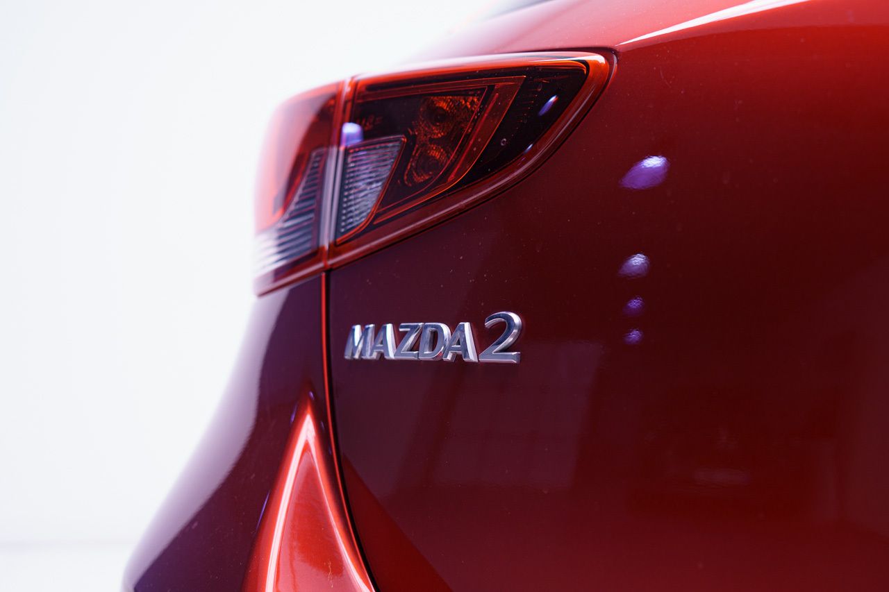 Foto Mazda Mazda2 24