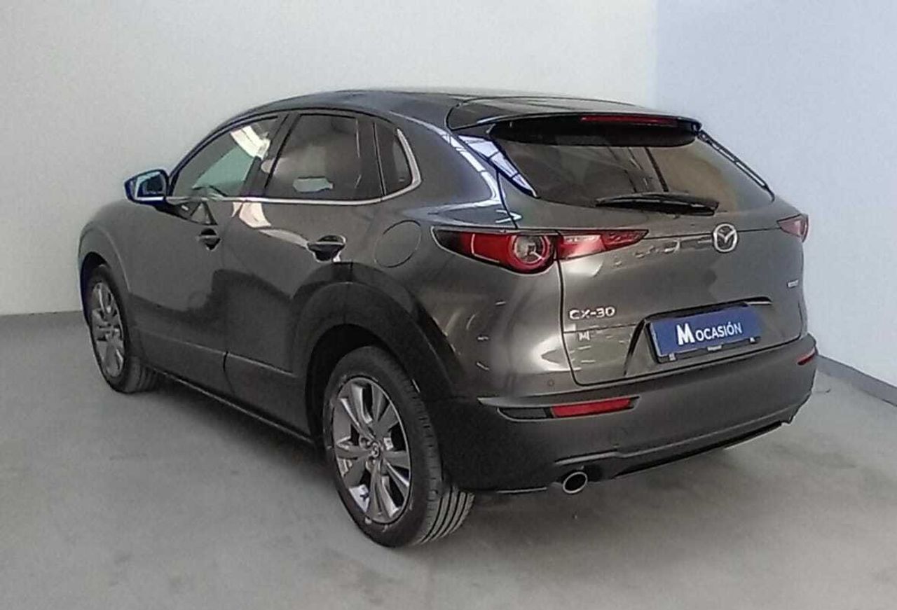 Foto Mazda CX-30 4