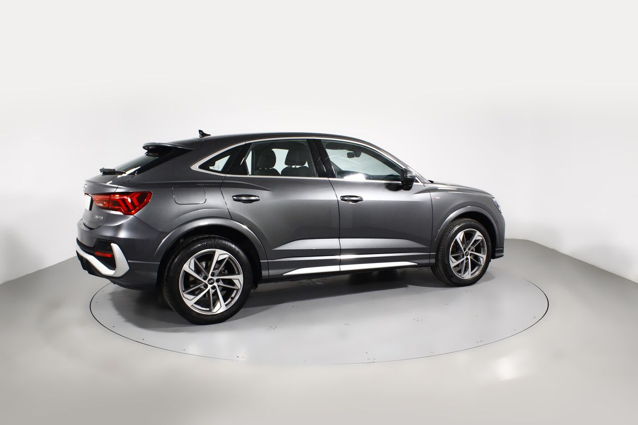 Foto Audi Q3 4