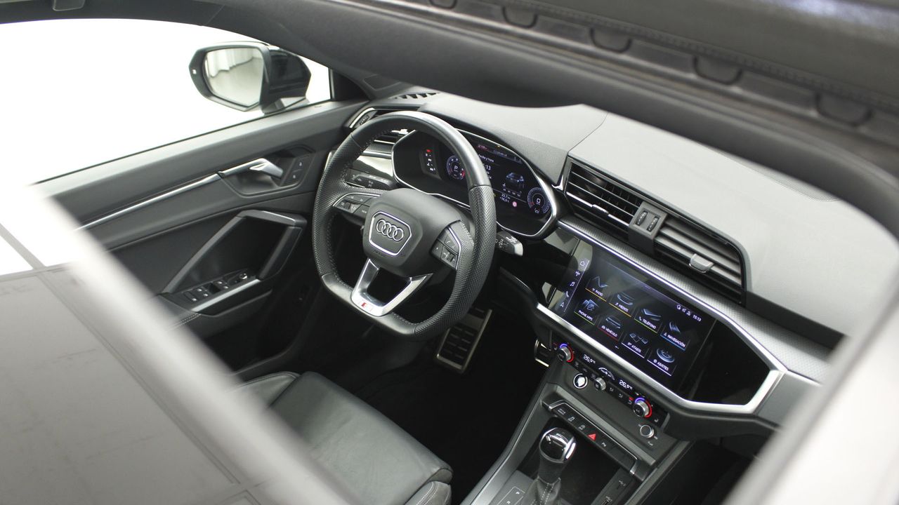 Foto Audi Q3 18