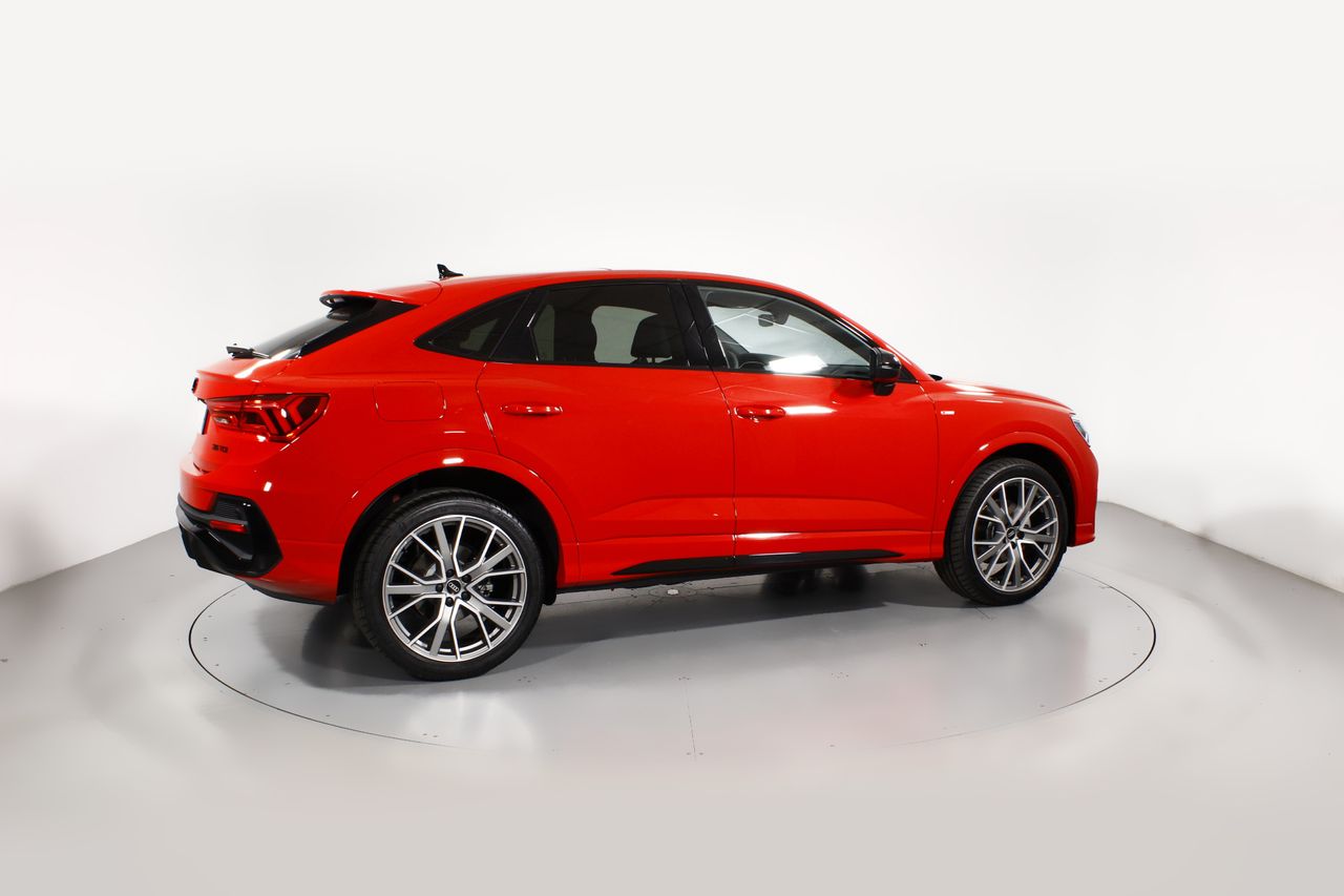 Foto Audi Q3 24