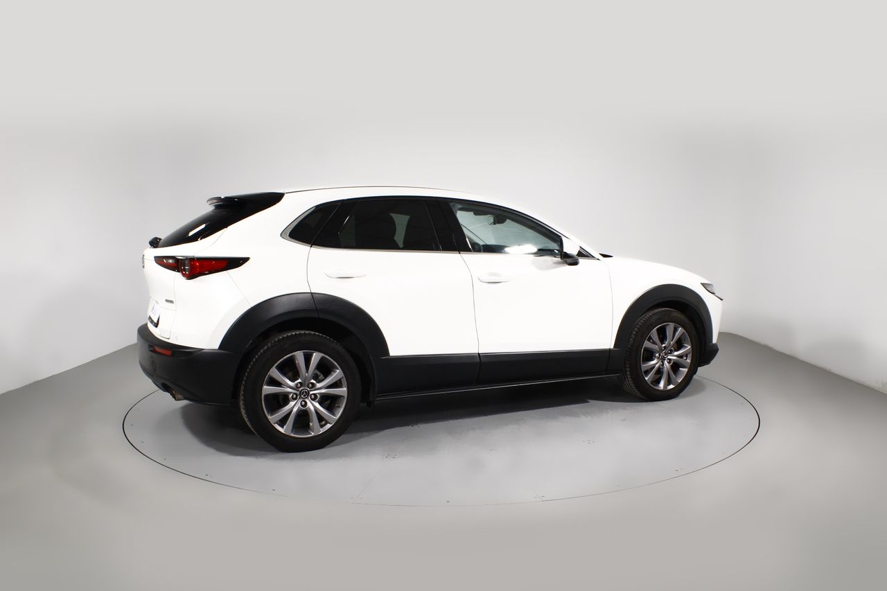 Foto Mazda CX-30 4