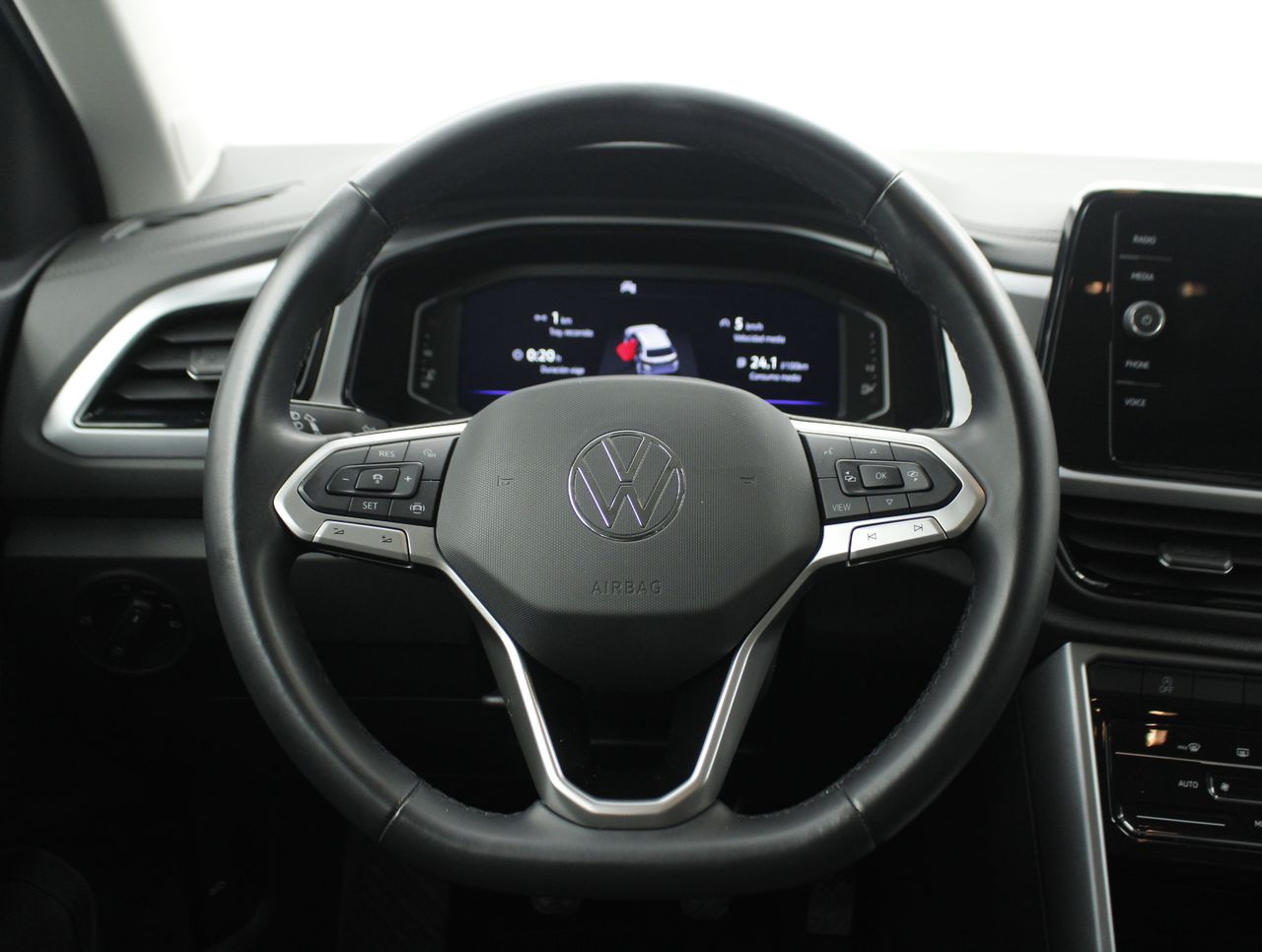 Foto Volkswagen T-Roc 23