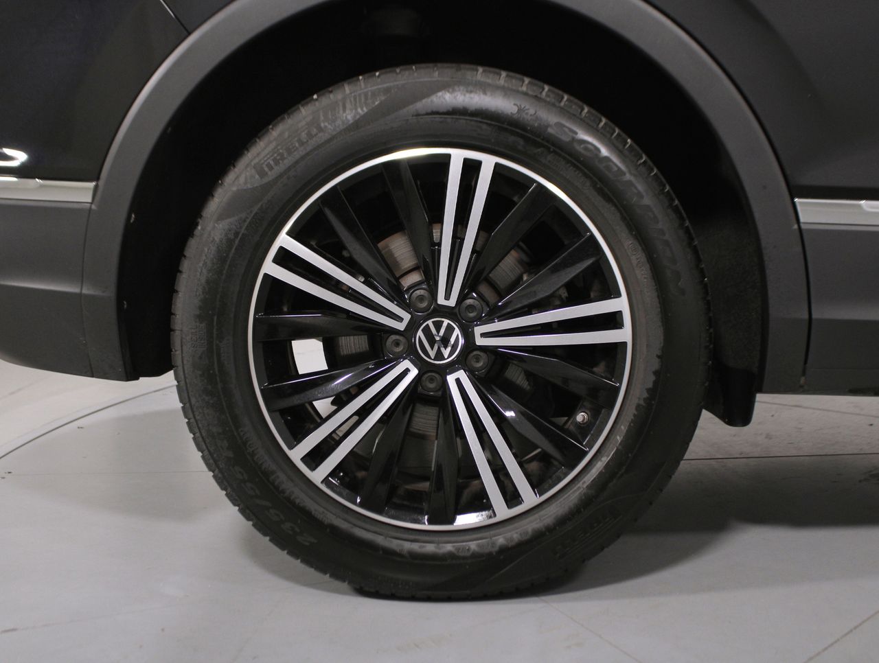 Foto Volkswagen Tiguan 8