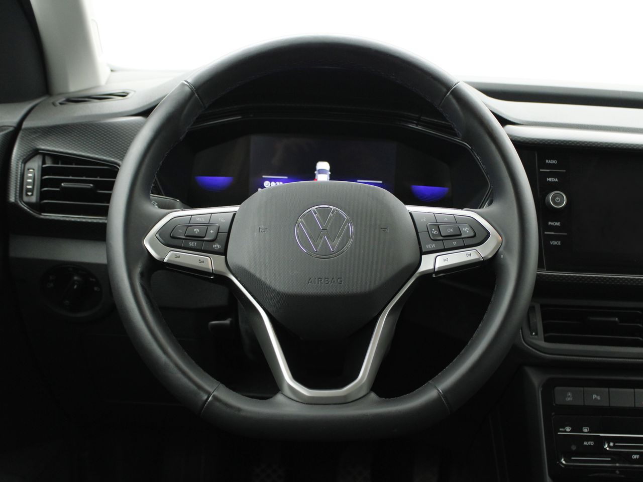 Foto Volkswagen T-Cross 13