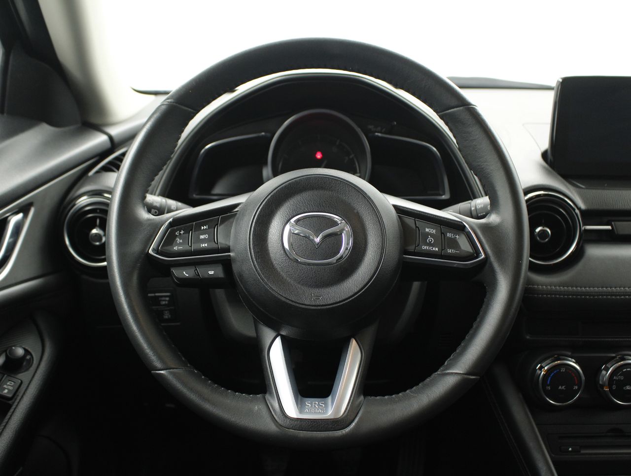 Foto Mazda CX-3 13