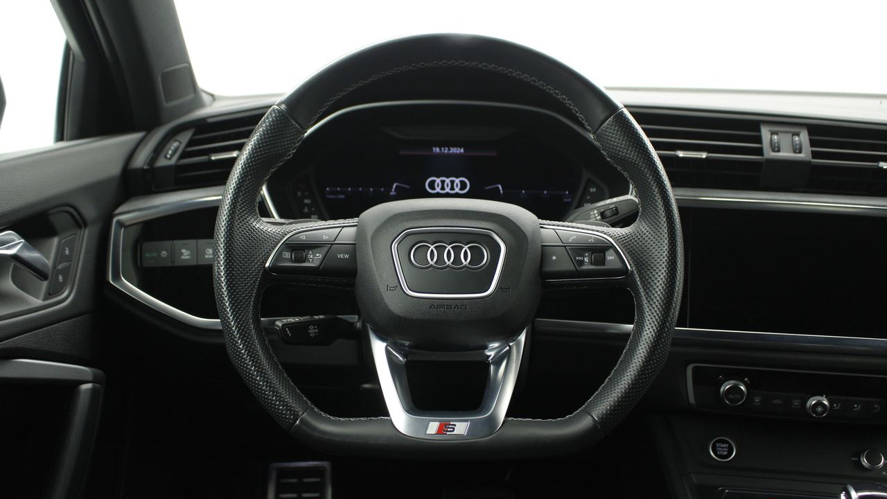 Foto Audi Q3 13