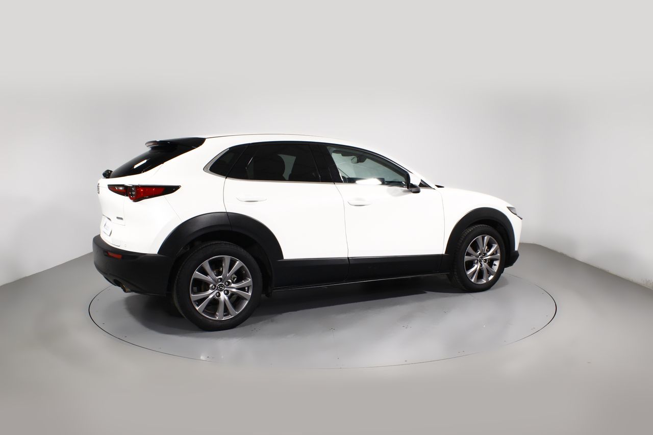 Foto Mazda CX-30 24