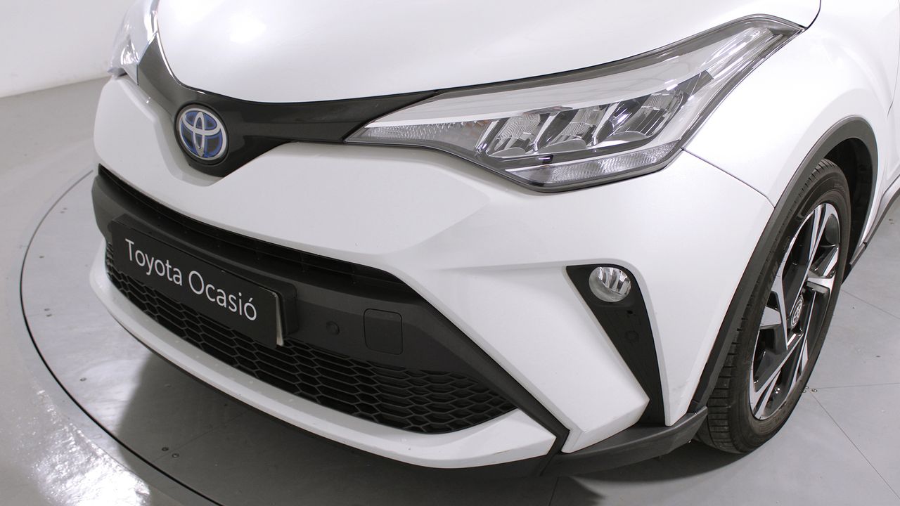 Foto Toyota C-HR 19