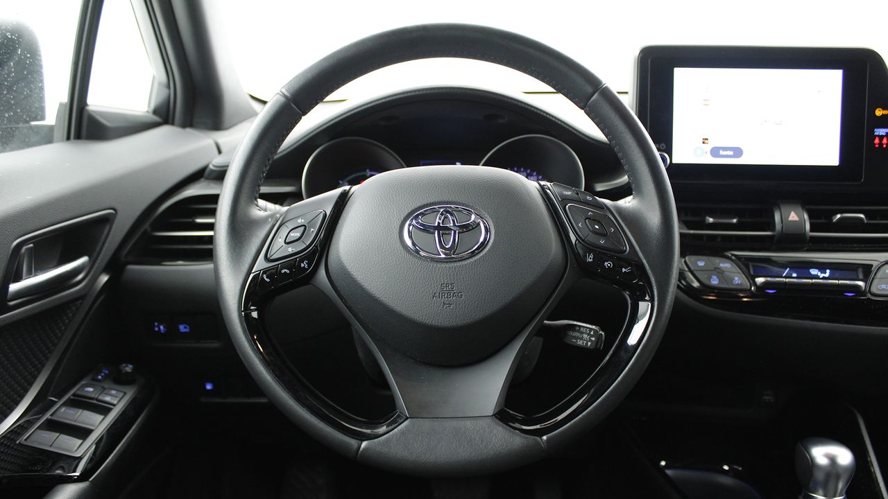 Foto Toyota C-HR 28