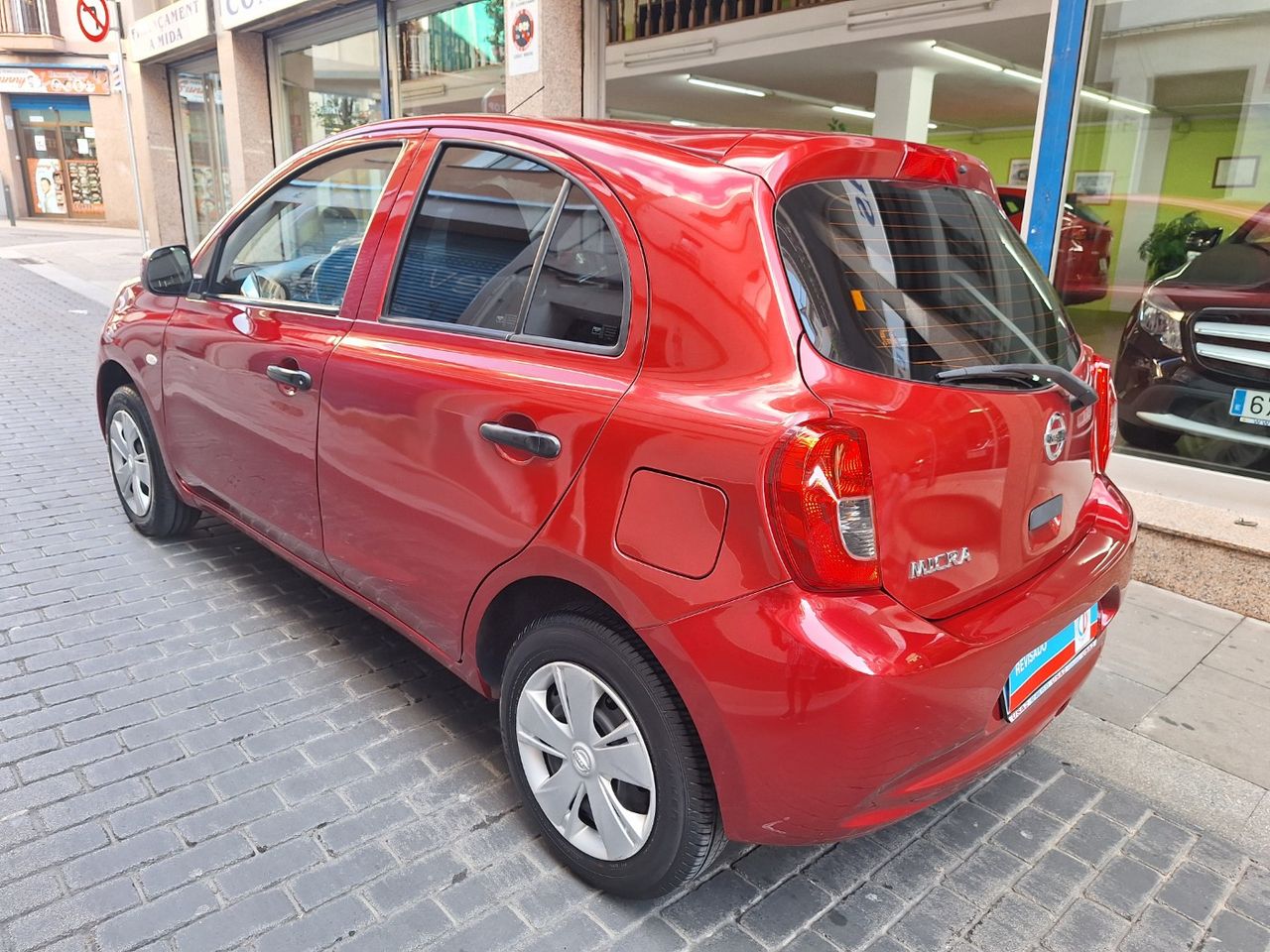 Foto Nissan Micra 12