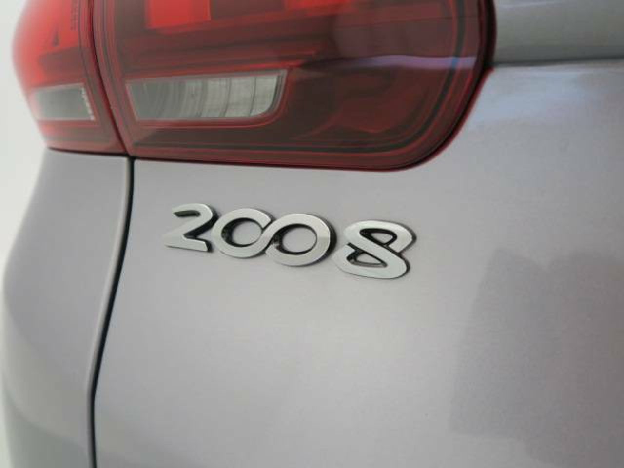 Foto Peugeot 2008 13