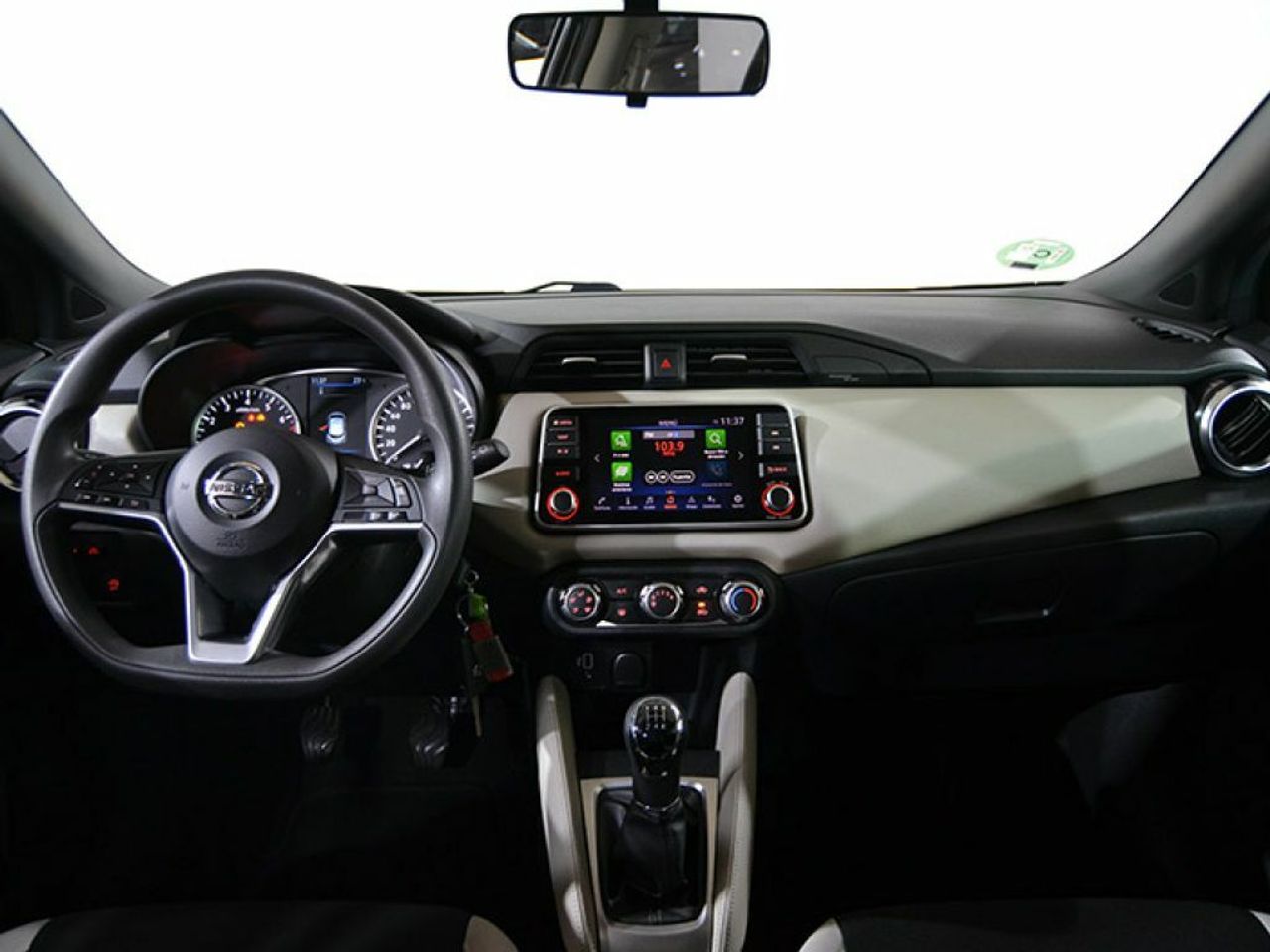 Foto Nissan Micra 14