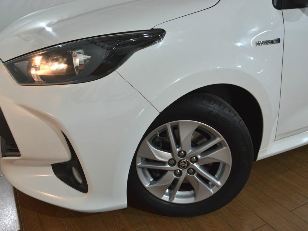 Foto Toyota Yaris 10