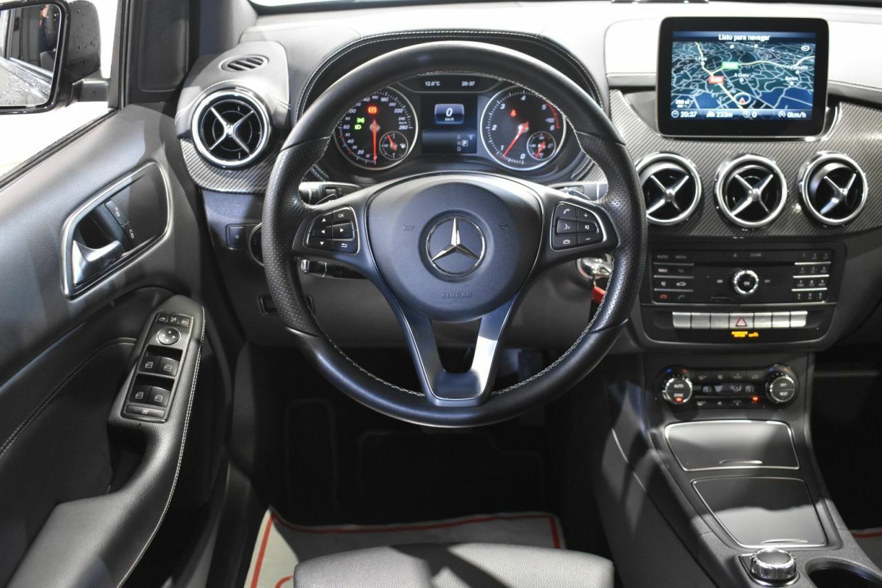 Foto Mercedes-Benz Clase B 15
