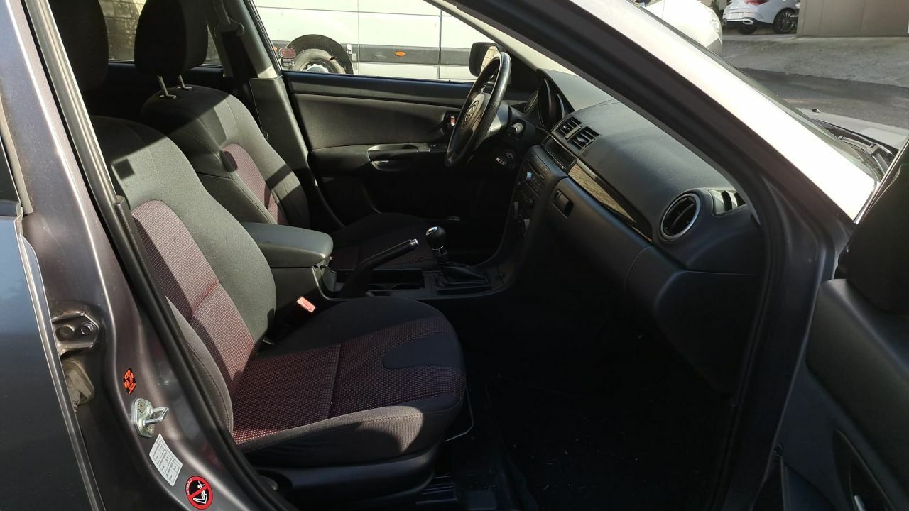 Foto Mazda Mazda3 4