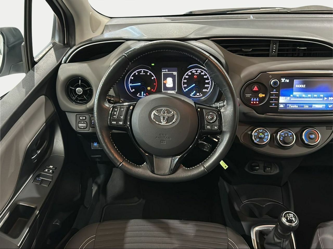 Foto Toyota Yaris 7