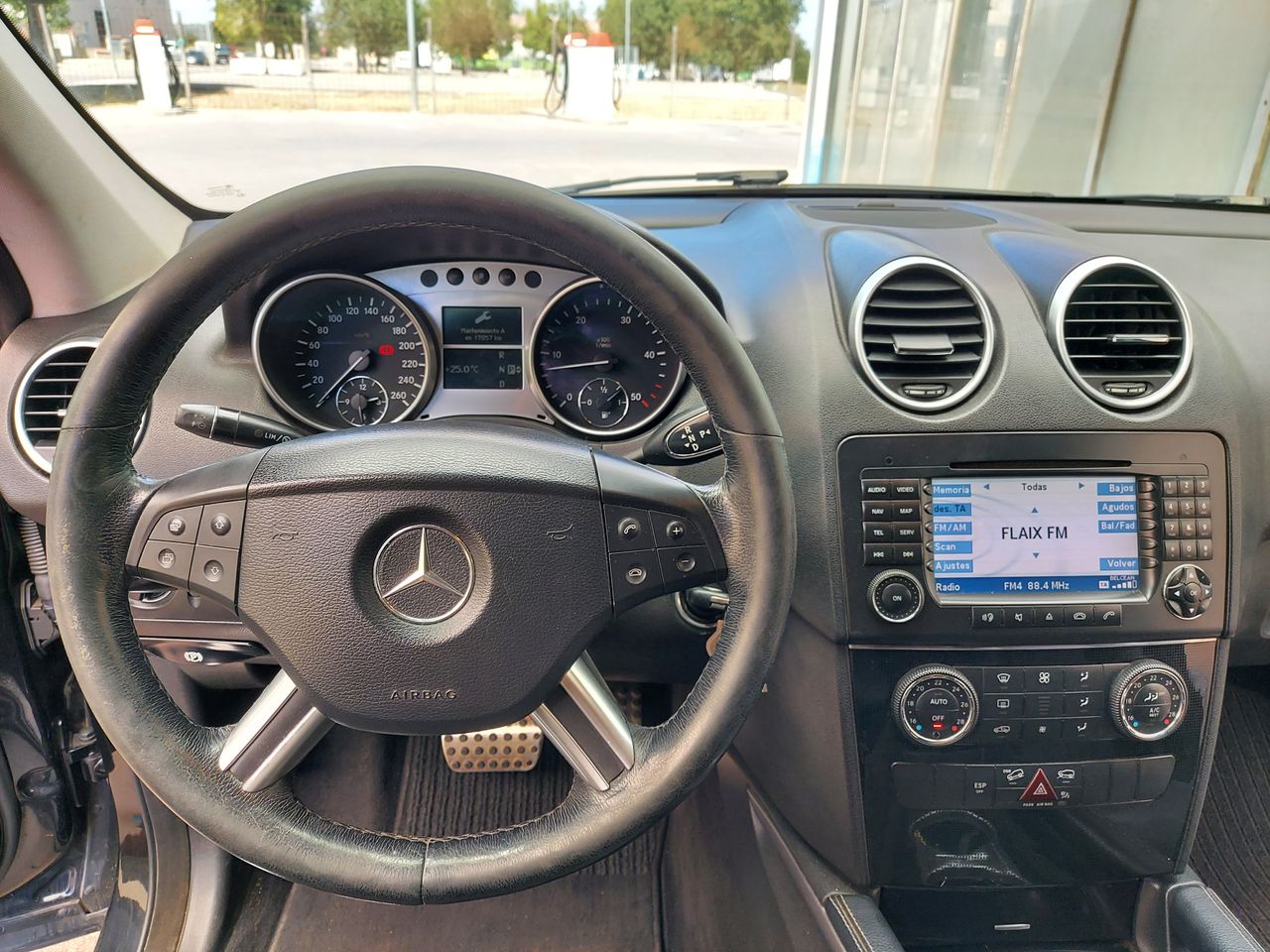 Foto Mercedes-Benz Clase M 13