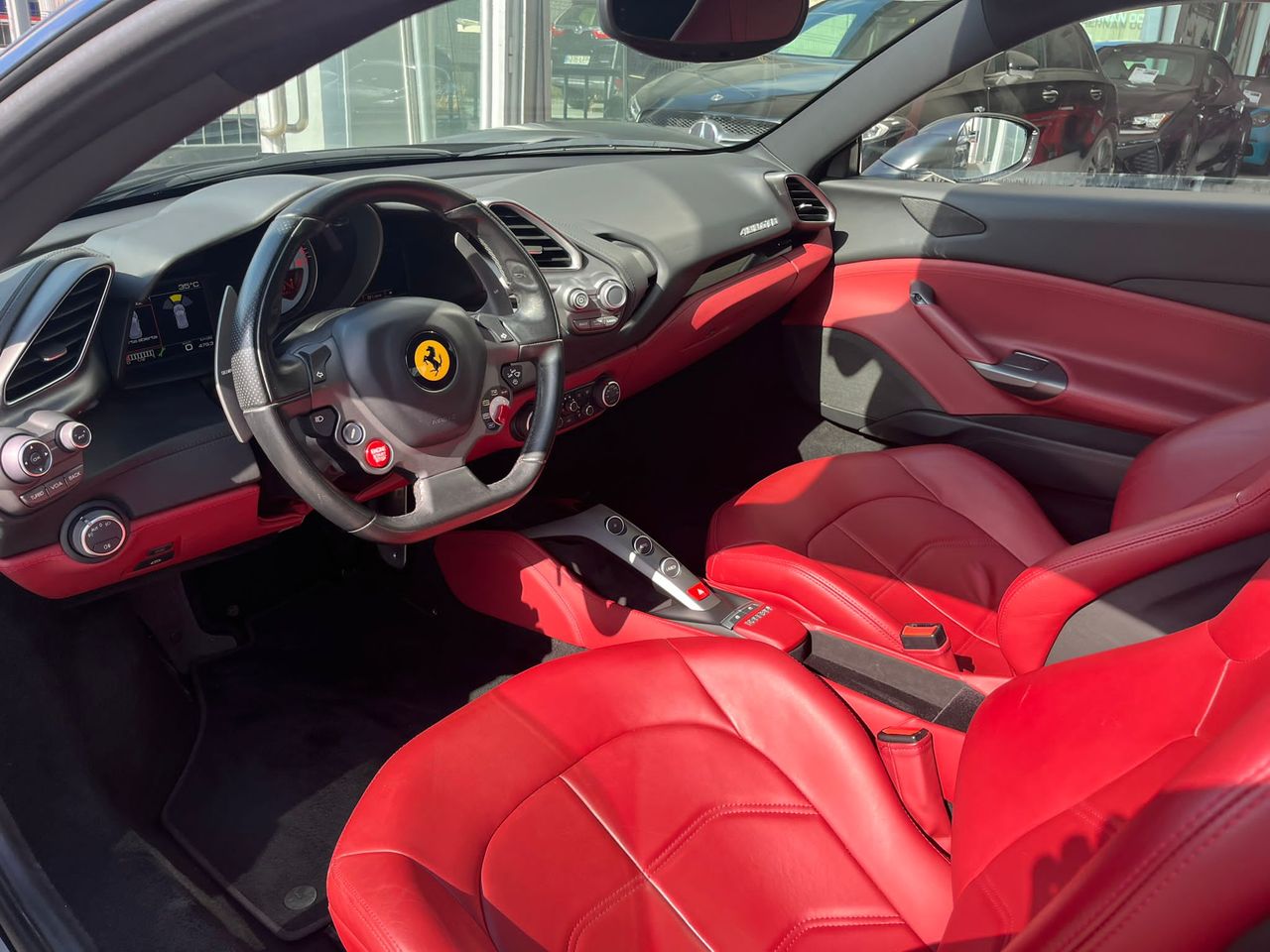 Foto Ferrari 488 5