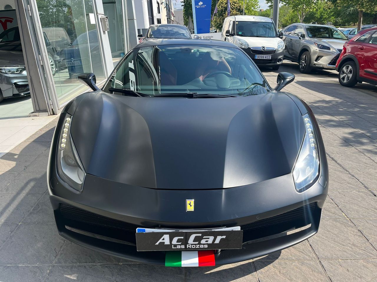 Foto Ferrari 488 14
