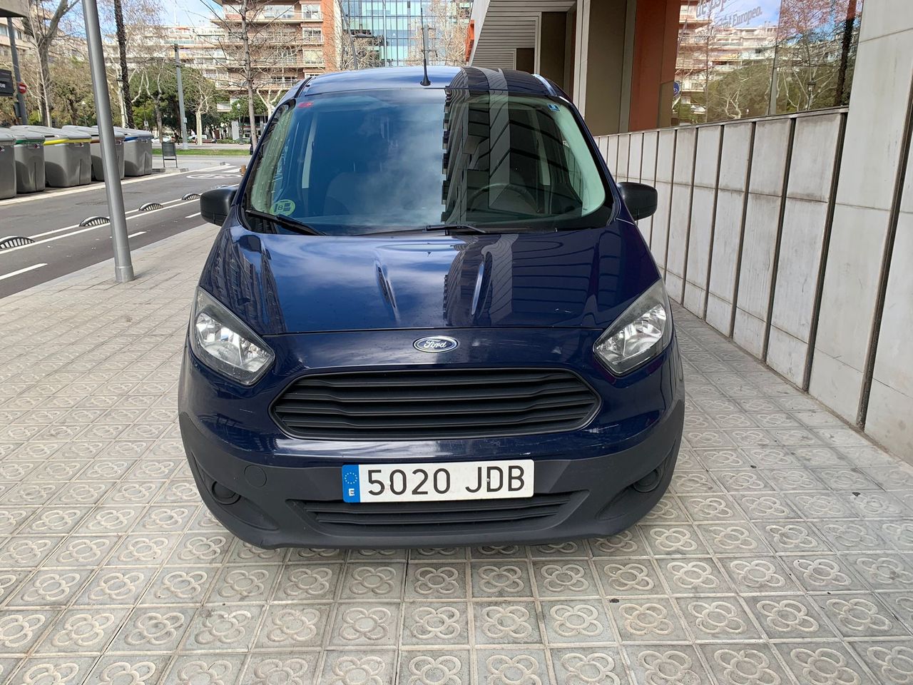 Foto Ford Tourneo Courier 2