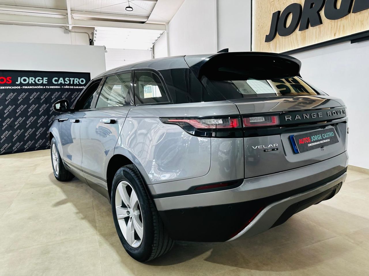 Foto Land-Rover Range Rover Velar 10