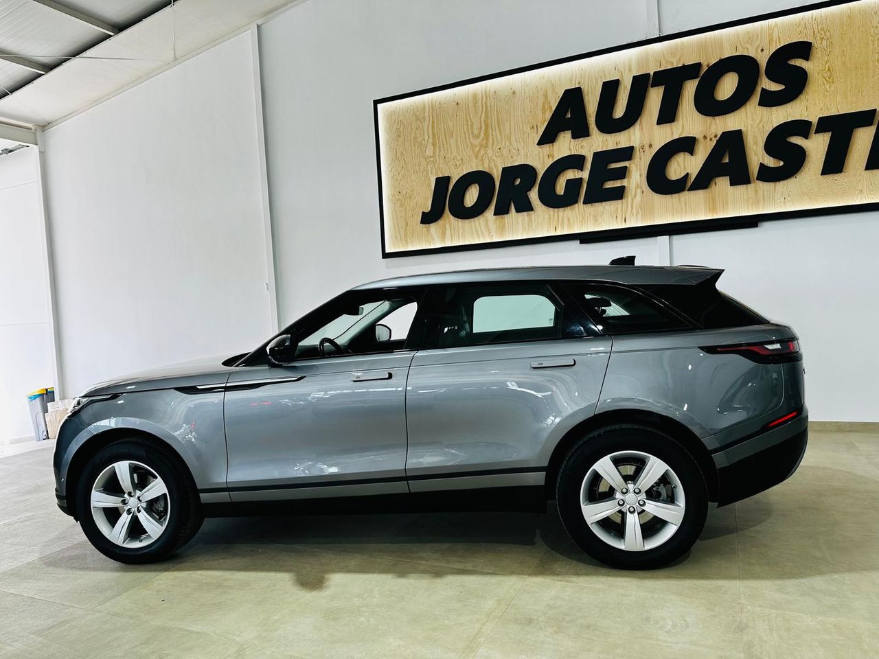 Foto Land-Rover Range Rover Velar 11