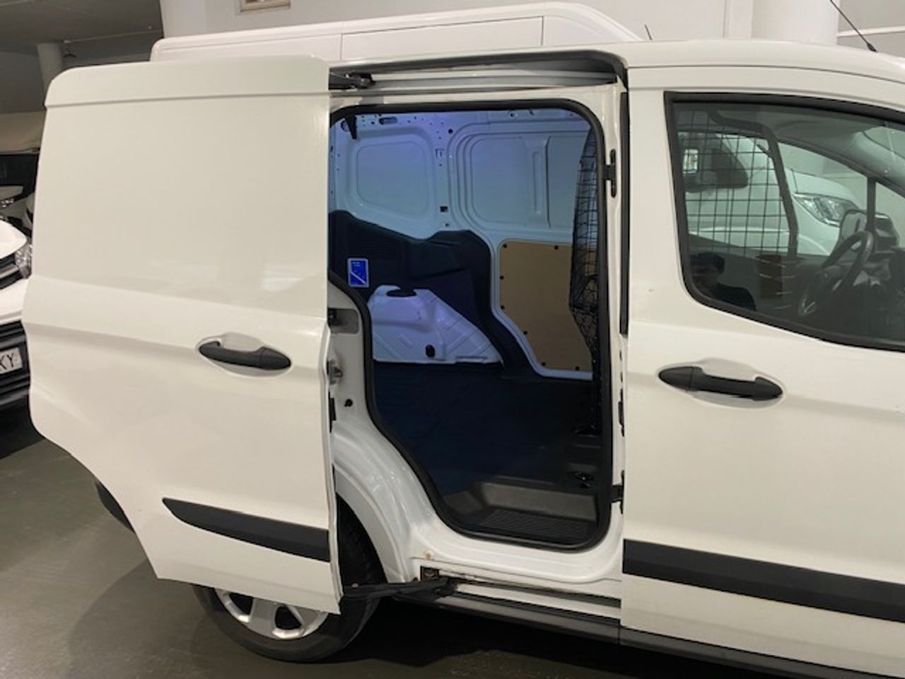 Foto Ford Transit  Courier 15