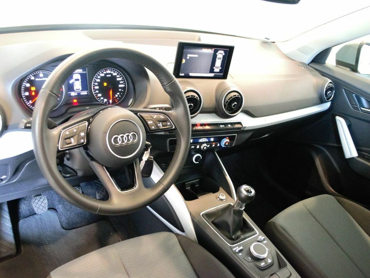 Foto Audi Q2 16