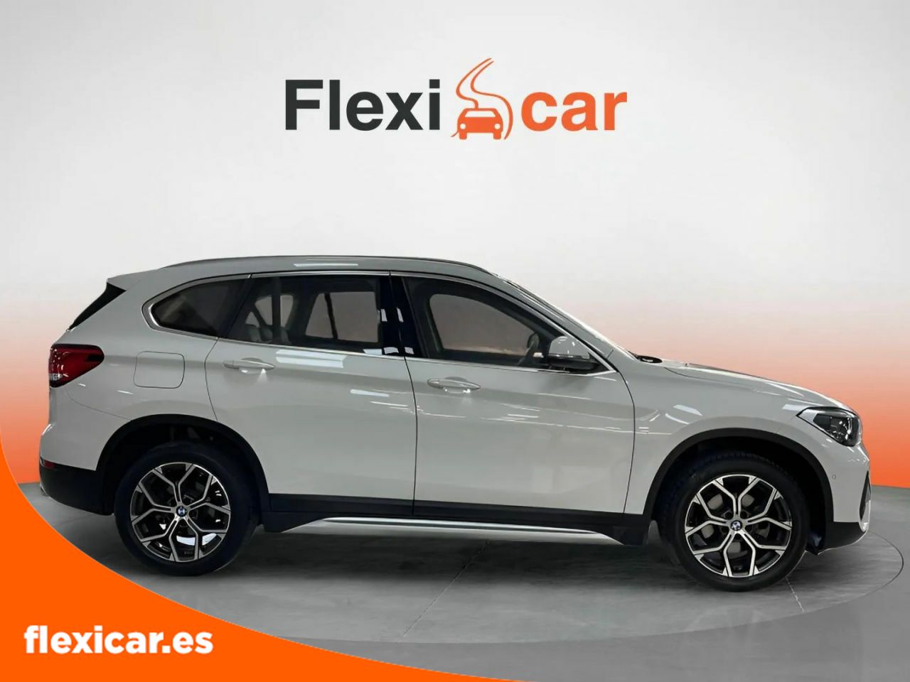 Foto BMW X1 9