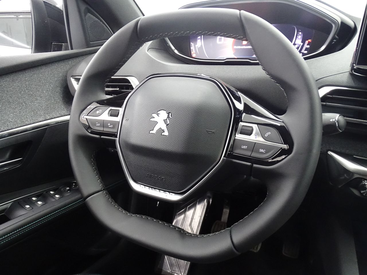 Foto Peugeot 5008 24