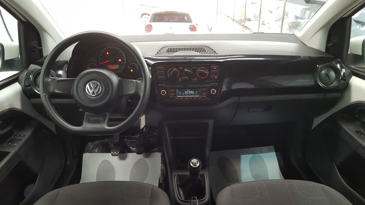 Foto Volkswagen Up 6