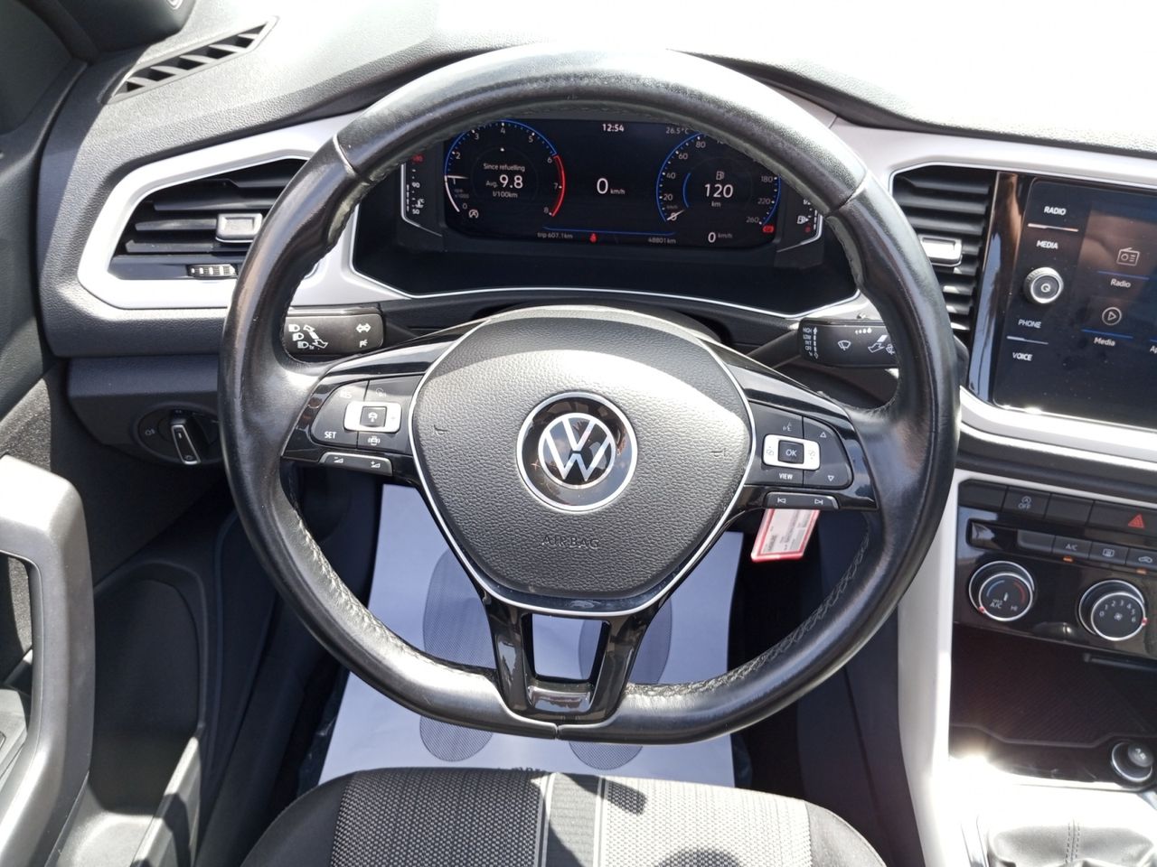 Foto Volkswagen T-Roc 8