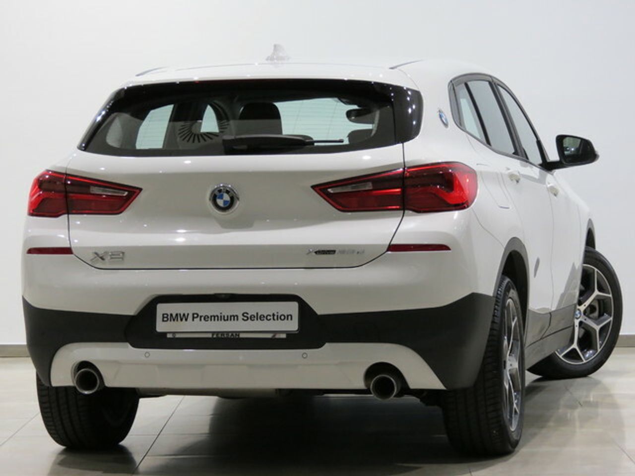 Foto BMW X2 4