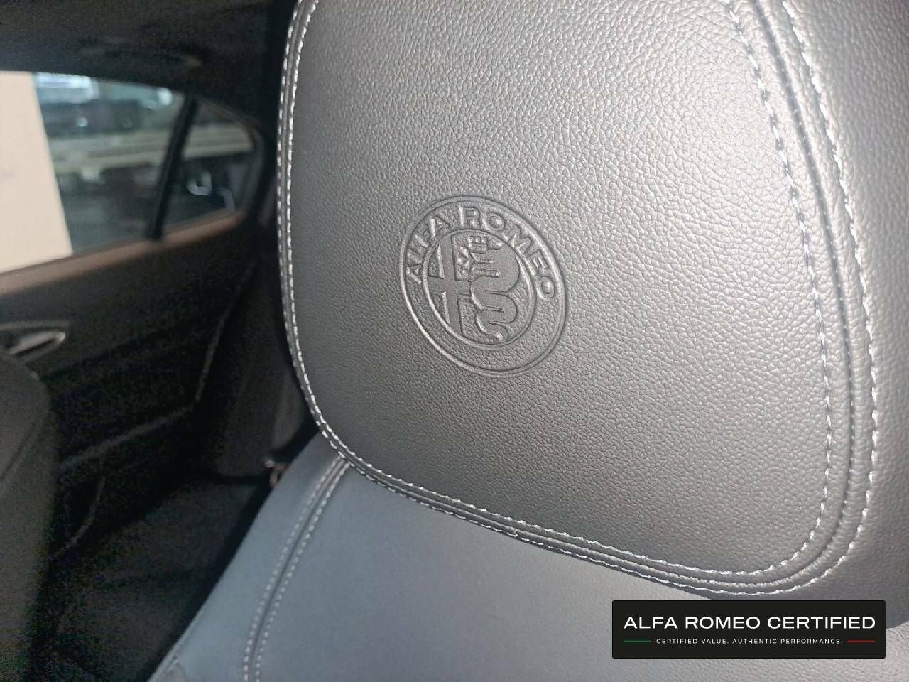 Foto Alfa Romeo Giulia 19