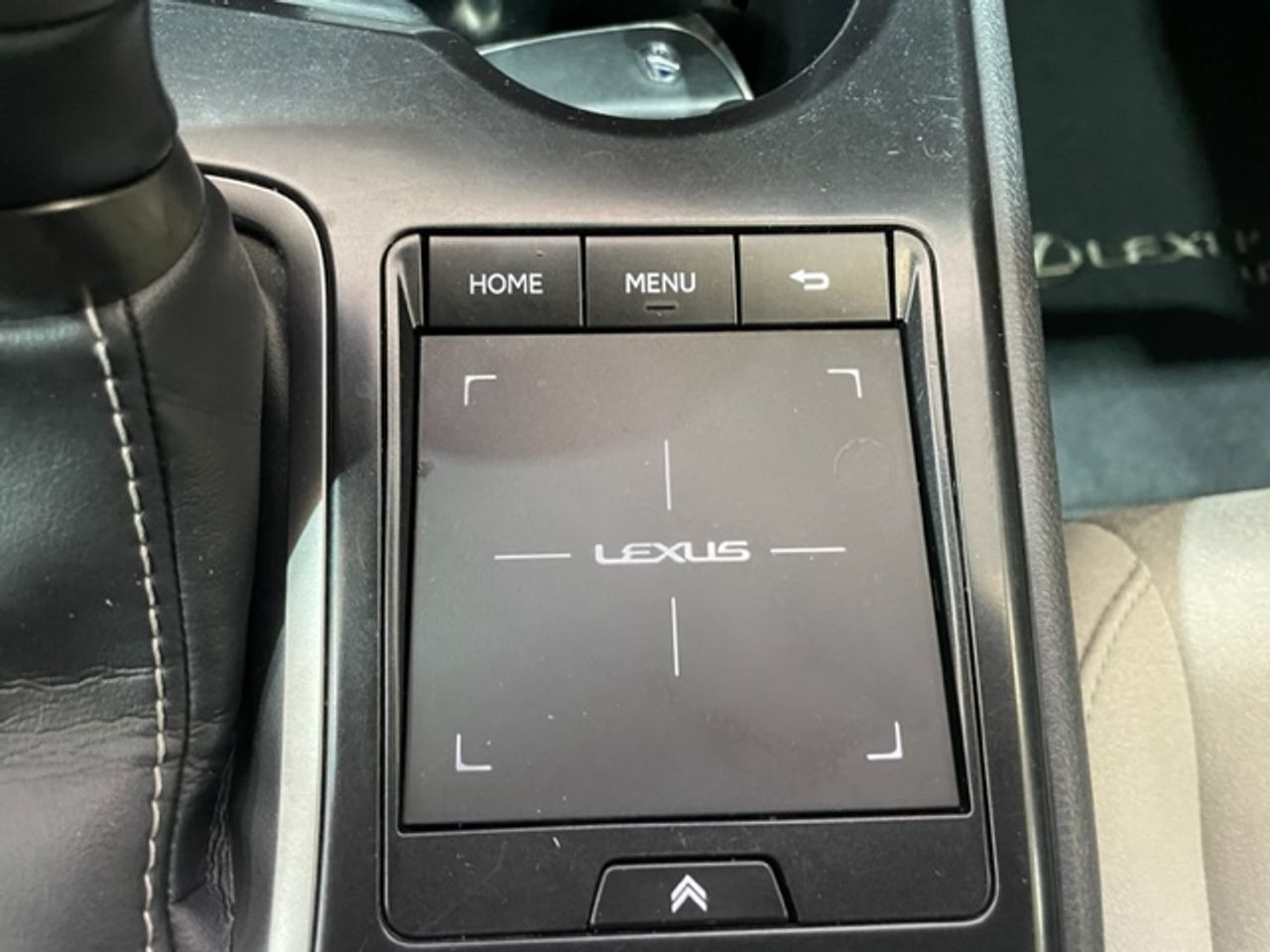 Foto Lexus UX 40