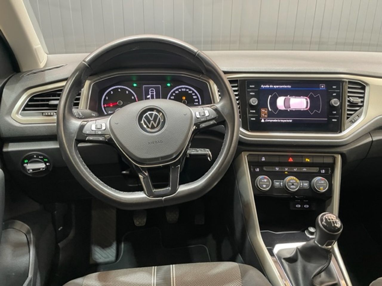 Foto Volkswagen T-Roc 27