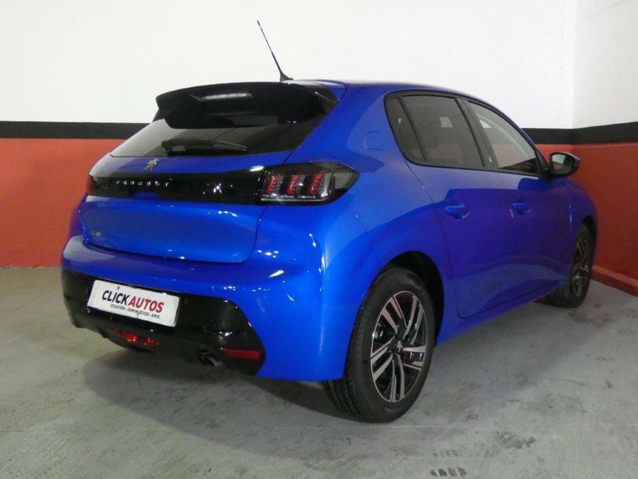 Foto Peugeot 208 5