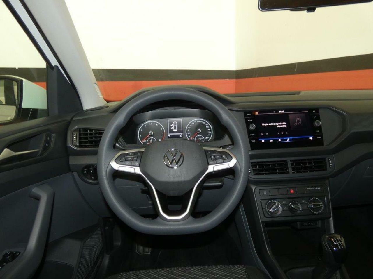 Foto Volkswagen T-Cross 9