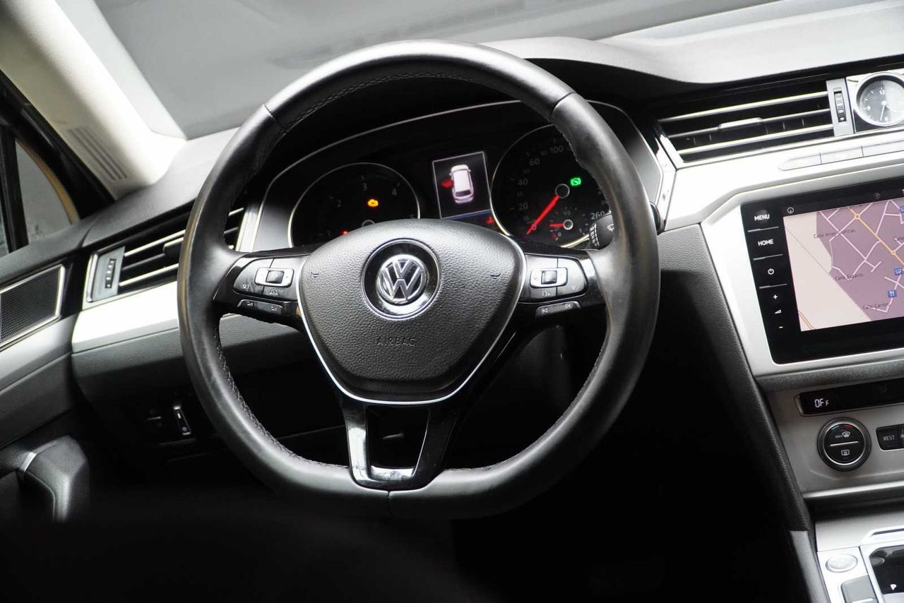 Foto Volkswagen Passat 10